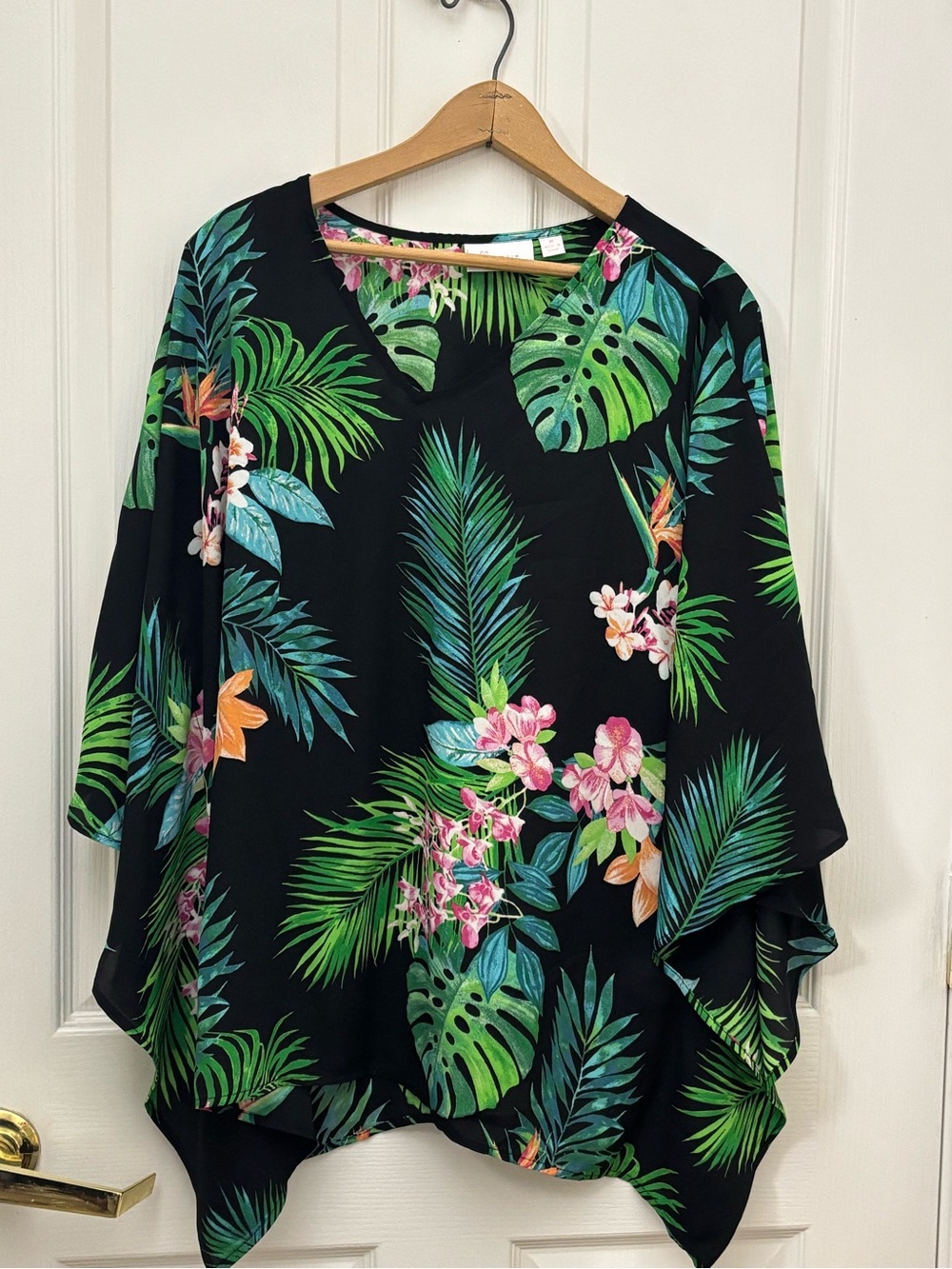 Belle by Kim Gravel Medium Tropical Floral Poncho Blouse Black Green Kaftan